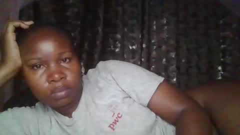 Snapshot of big_diva chatting on 17, 11, 2025 big_diva online show from 17, 11, 2025