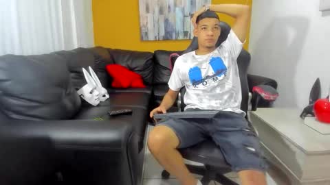 big_jhoonss_ online show from 19, 10, 2025