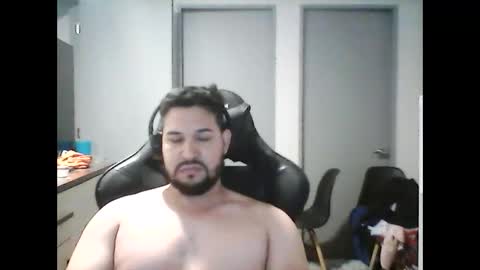 latinBoyHuge online show from 19, 12, 2024