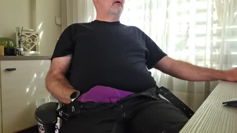 Snapshot of bigbibear88 chatting on 29, 4, 2026 bigbibear88 online show from 29, 4, 2026