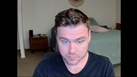 bigblueeyes9876 online show from 27, 7, 2026