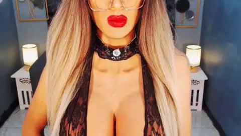 Snapshot of bigbomblhoraine chatting on 22, 6, 2026 Loraine Cruz online show from 22, 6, 2026