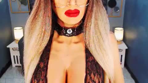 Snapshot of bigbomblhoraine chatting on 24, 6, 2026 Loraine Cruz online show from 24, 6, 2026