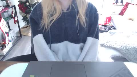 bigboobs_cutie online show from 27, 1, 2025