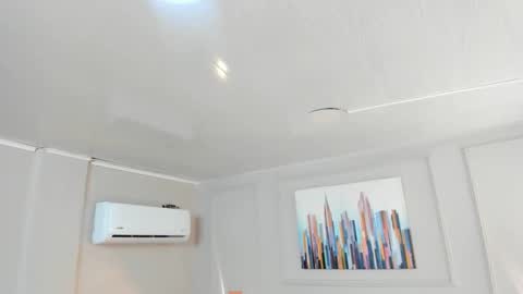   online show from 22, 10, 2025