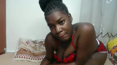 Snapshot of bigboobys123 chatting on 26, 9, 2025 bigboobys123 online show from 26, 9, 2025