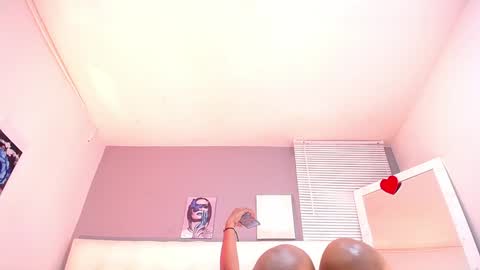 Mia online show from 28, 12, 2024