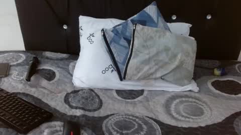 Snapshot of bigbootyshaz chatting on 17, 12, 2024 Bigbootyshaz online show from 17, 12, 2024