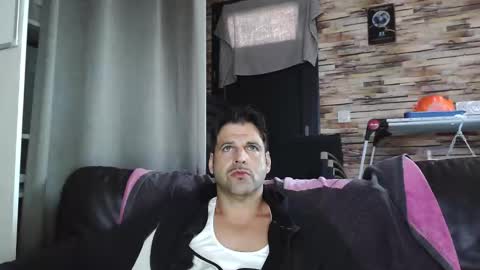 Snapshot of bigboyband chatting on 18, 11, 2025 Bigboyband online show from 18, 11, 2025