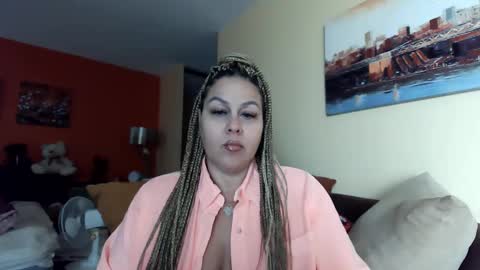 Snapshot of bigbreastsabrina chatting on 17, 12, 2024 BIG BREAST SABRINA online show from 17, 12, 2024