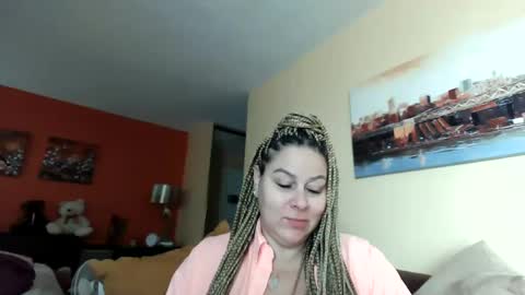 Snapshot of bigbreastsabrina chatting on 19, 12, 2024 BIG BREAST SABRINA online show from 19, 12, 2024