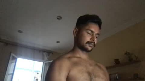 Snapshot of bigbrown_boy chatting on 21, 9, 2025 bigbrown_boy online show from 21, 9, 2025