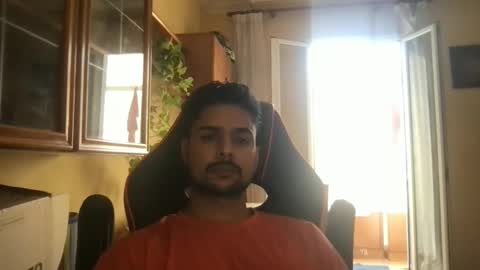 Snapshot of bigbrown_boy chatting on 16, 10, 2025 bigbrown_boy online show from 16, 10, 2025