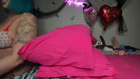 bigbuttsarena online show from 14, 2, 2025