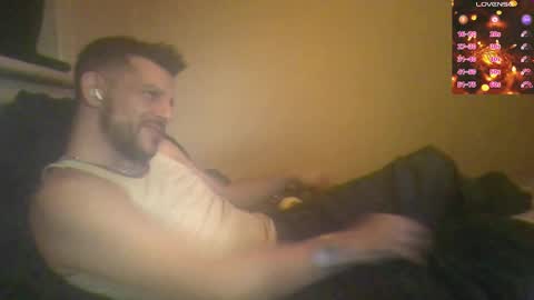 Jon - Im Straight online show from 24, 2, 2025