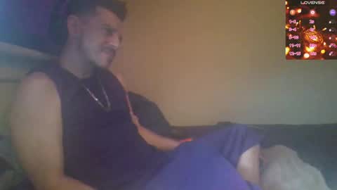 Jon - Im Straight online show from 5, 3, 2025