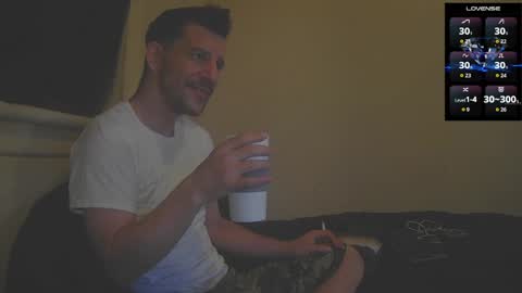 Jon - Im Straight online show from 13, 11, 2025