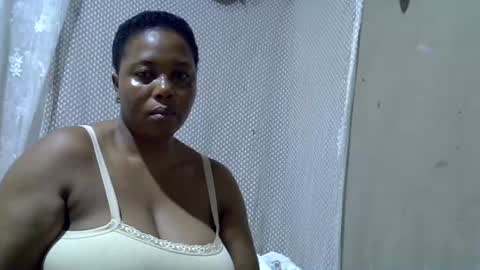 Snapshot of bigclit_wethairypus chatting on 19, 6, 2026 bigclit_wethairypus online show from 19, 6, 2026