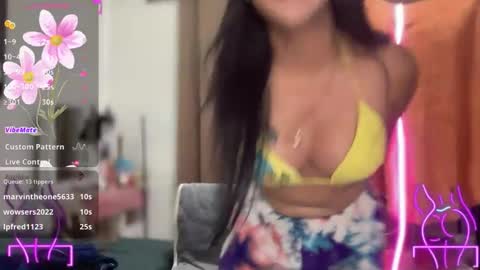 Snapshot of bigcockamanda23 chatting on 7, 11, 2025 queen amanda online show from 7, 11, 2025