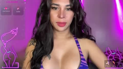 Snapshot of bigcockamanda23 chatting on 4, 12, 2025 queen amanda online show from 4, 12, 2025