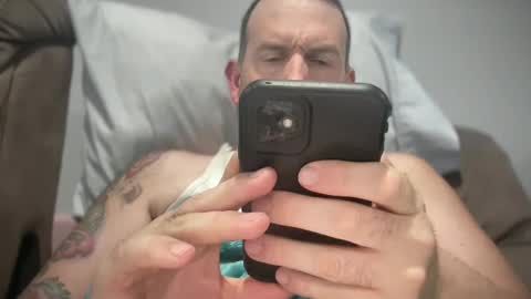 bigcocksuckingslut online show from 27, 12, 2024