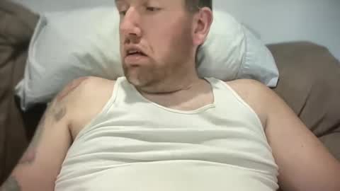 bigcocksuckingslut online show from 31, 12, 2024