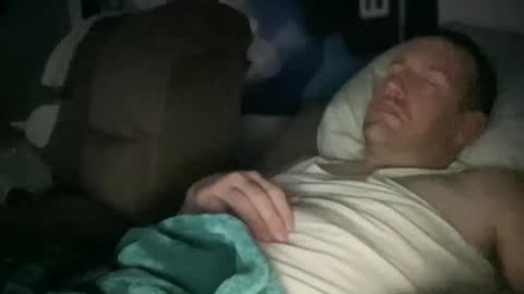 bigcocksuckingslut online show from 2, 3, 2025