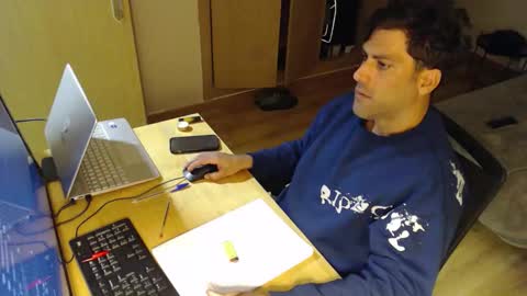 Snapshot of bigcokk34 chatting on 14, 10, 2025 bigcokk34 online show from 14, 10, 2025