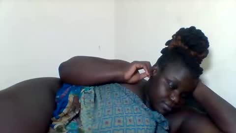 Snapshot of bigdarkass chatting on 5, 1, 2025 VIOLET online show from 5, 1, 2025