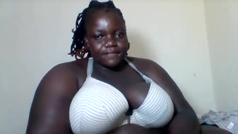 Snapshot of bigdarkass chatting on 5, 2, 2025 VIOLET online show from 5, 2, 2025