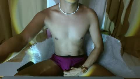 bigdickasian_gay online show from 14, 10, 2025