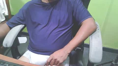 bigdickguyaux online show from 9, 1, 2026