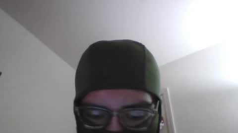 Snapshot of bigdickjojo17 chatting on 21, 4, 2026 JOJO online show from 21, 4, 2026