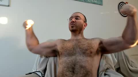 Snapshot of bigdudex chatting on 23, 10, 2025 bigdudex online show from 23, 10, 2025