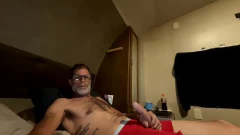 Snapshot of biggcock27 chatting on 27, 9, 2025 biggcock27 online show from 27, 9, 2025