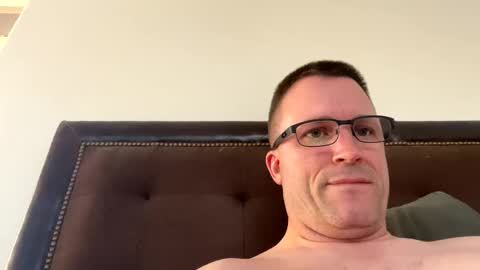 bigger22332233 online show from 24, 1, 2025