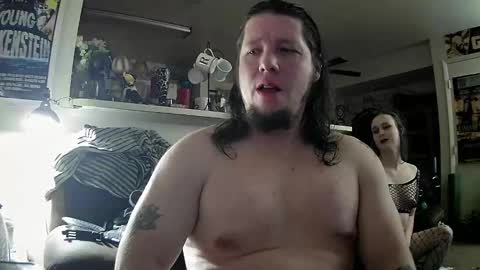 biggerisbetter21 online show from 18, 12, 2024