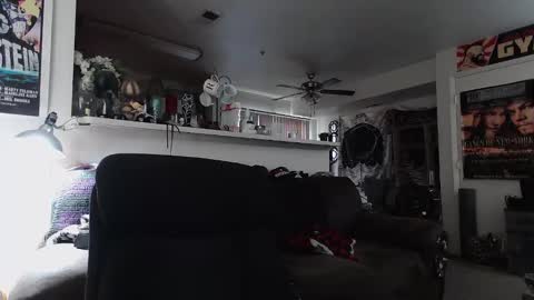 biggerisbetter21 online show from 30, 9, 2025