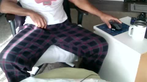 Snapshot of biggyballs900 chatting on 21, 12, 2025 biggyballs900 online show from 21, 12, 2025