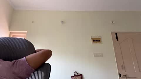 Snapshot of bighandsomesatisfy chatting on 30, 12, 2024 bighandsomesatisfy online show from 30, 12, 2024