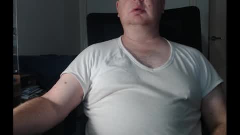 Snapshot of bighorn1981 chatting on 17, 10, 2025 bighorn1981 online show from 17, 10, 2025