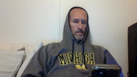 Snapshot of bighugemouthful chatting on 14, 9, 2025 Chaz online show from 14, 9, 2025