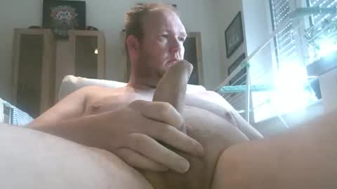 Snapshot of bigmendicks chatting on 17, 9, 2025 bigmendicks online show from 17, 9, 2025