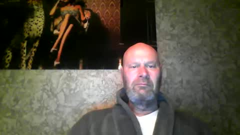 Snapshot of bigmike3339 chatting on 3, 1, 2025 bigmike3339 online show from 3, 1, 2025