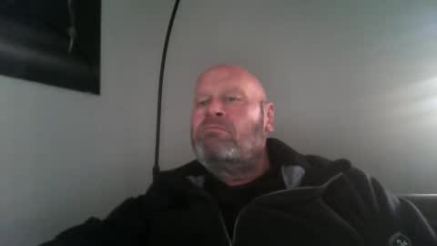 Snapshot of bigmike3339 chatting on 10, 1, 2025 bigmike3339 online show from 10, 1, 2025