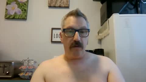 Snapshot of bignhard69_ chatting on 28, 11, 2025 Bignhard696 online show from 28, 11, 2025