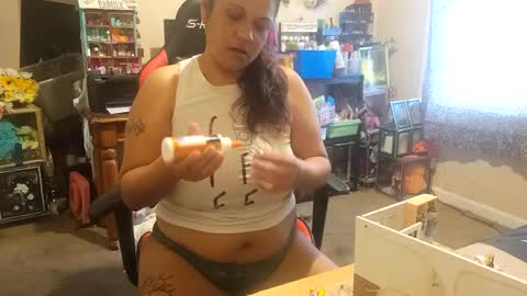 the Mini mami online show from 10, 2, 2025