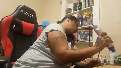 the Mini mami online show from 16, 2, 2025