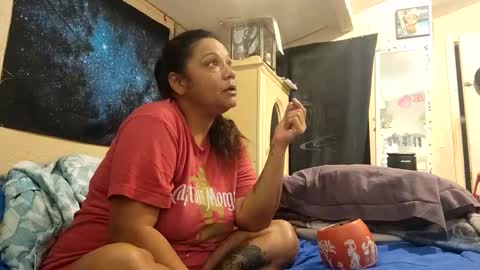 the Mini mami online show from 2, 3, 2025