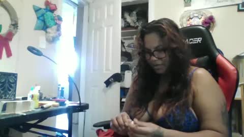 the Mini mami online show from 10, 9, 2025